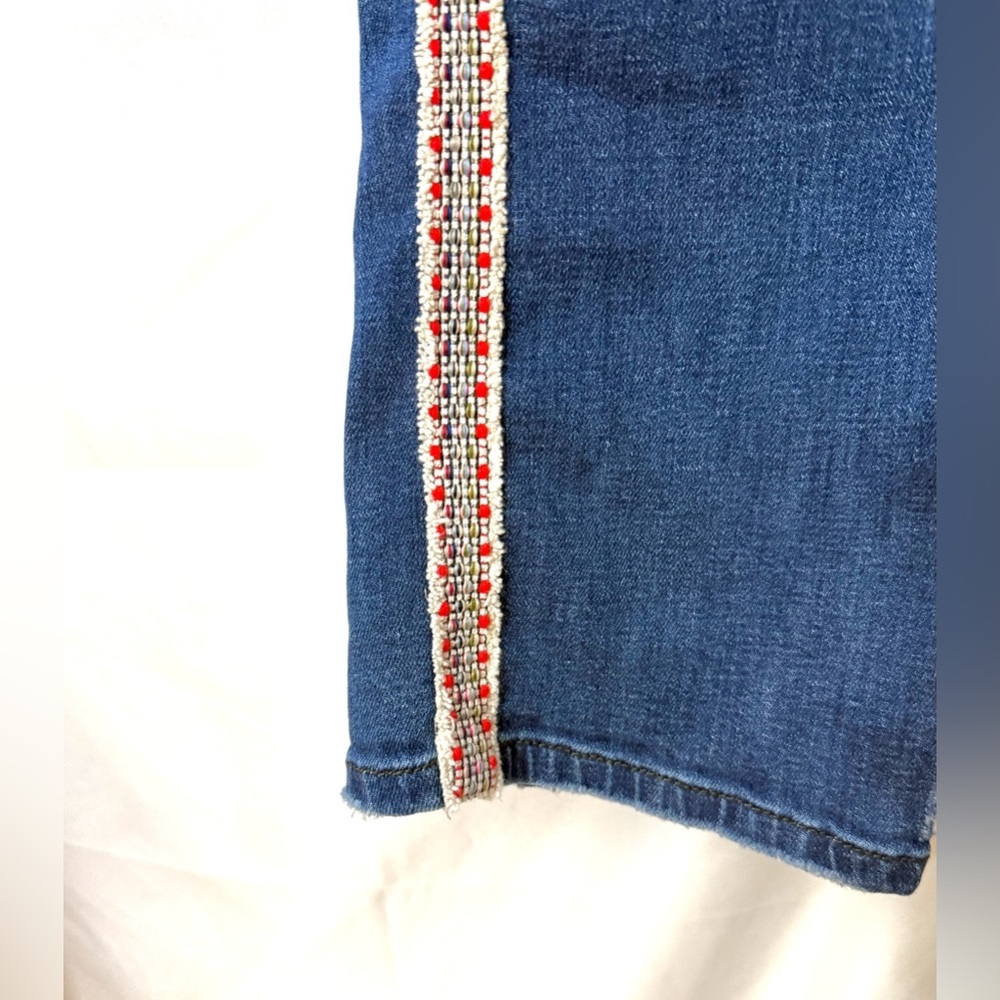 Anthro Pilcro Slim Boyfriend Crop High Rise Jeans With Embroidered Side Stripe - Picture 5 of 15